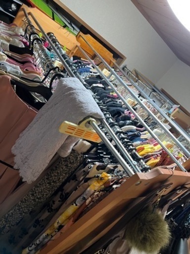 服まとめ売り