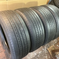 けっこう良い215/60R16 4本／BS REGNO 7分上 2019年 A4087