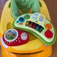 お取り引き中★chicco ベビーウォーカー　折り畳み式ベビー歩行器の画像