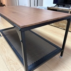 IKEAのローテーブルの画像