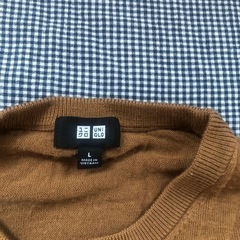 ユニクロ　メンズ　薄手のセーターの画像
