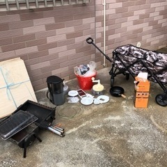 テレビ32型プラス不用品の画像