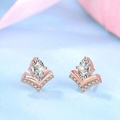 【新品・未使用】CLARIBEL ピアス レディース スワロフスキー ボディーピアス 一粒 しずく 可愛い イヤリング シルバー 925 金属アレルギー対応 ピンクの画像