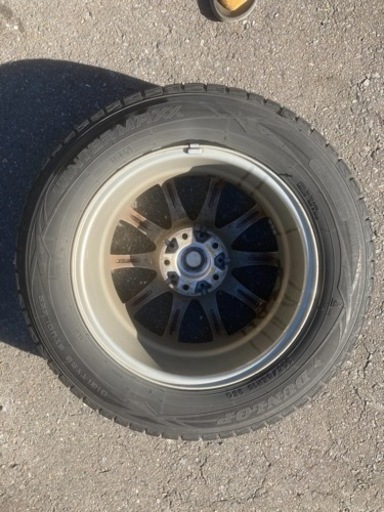 スタッドレスタイヤホイル付き4本