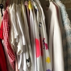 洋服　バック　靴　小物などの画像