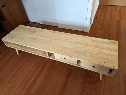 無垢材　テレビボード