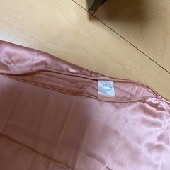 【未使用】シルク枕カバーの画像