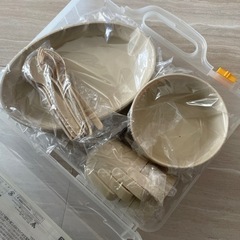 未使用ピクニック食器の画像