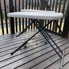 【差し上げます】キャンプ用　折り畳み簡易テーブル　2個セット