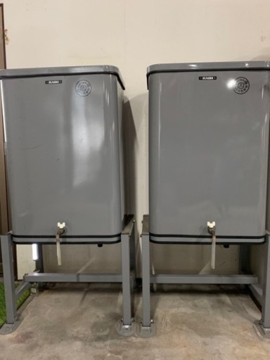 灯油タンク　200L ×2