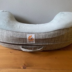 【美品】エルゴベビー 授乳クッション  出産準備