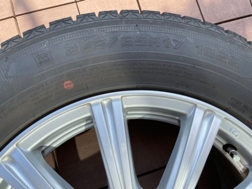 スタッドレスセット　225/65 R17 2017年製