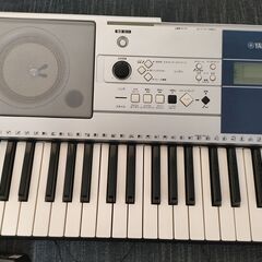 YAMAHA PSR-E323 電子ピアノ キーボード ヤマハ ピアノ 使用頻度少の画像