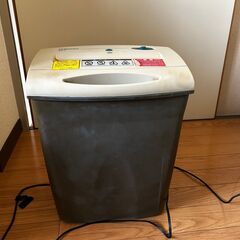 シュレッダー　家庭用の画像