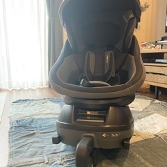 コンビチャイルドシート　ISOFIX 