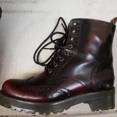 ESSENTIEL イタリア製　ブーツ　サイズ38の画像