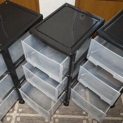 チェスト 引き出し 収納ケース 衣装ケース 3段 キャスター付き 3セット 中古品 破損なし 難なし 現状渡し おもちゃ入れ 衣類収納ケース 押入れ収納などにの画像