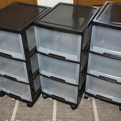 チェスト 引き出し 収納ケース 衣装ケース 3段 キャスター付き 3セット 中古品 破損なし 難なし 現状渡し おもちゃ入れ 衣類収納ケース 押入れ収納などにの画像