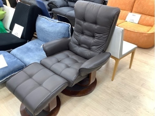 オットマン付リクライニングパーソナルチェアーのご紹介！