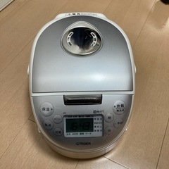 Tiger炊きたて炊飯器の画像