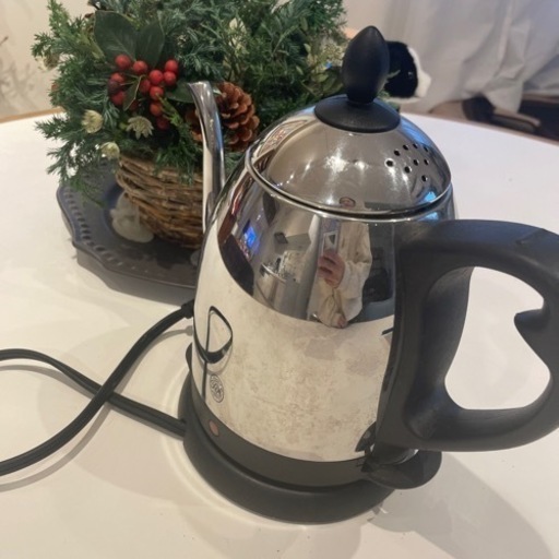 Russell Hobbs ラッセルホブス　電気ケトル　ポット　湯沸かし