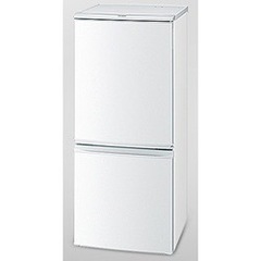 30日迄！送料無料★SHARP 137L 冷蔵庫【SJ-14E8-KB】 京都市内受け渡し】シャープ 冷蔵庫 (137L・一人暮らしサイズ) SJ-14X-W