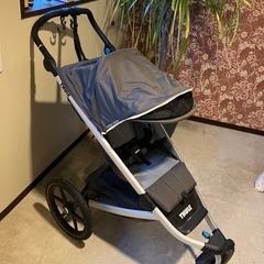 ジョギング用ベビーカー Thule Urban Glide ジョ...