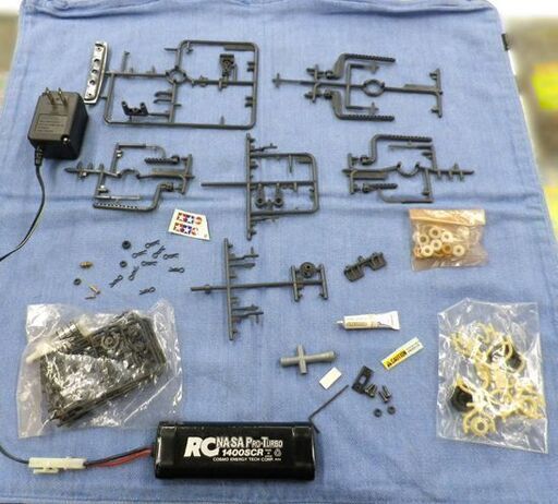 ジャンク 組立済み タミヤ 1/10 電動RC 4WDレーシングカー メルセデス CLK-GTR TAMIYA 58214 TA03R