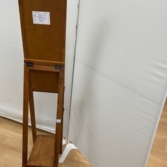 収納付きスタンドミラーの画像