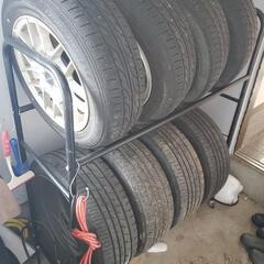 【無料！】早い者勝ち！タイヤラック