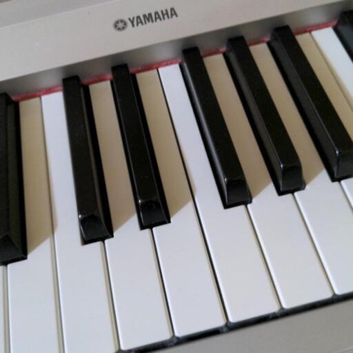 ヤマハP60S　スタンド付き YAMAHA 電子ピアノ P-60S スタンド付き