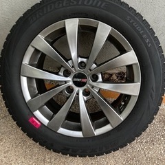 BMW（F11）523d Mスポで装置、スタッドレス＋ホイール4本