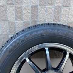 【中古品】ホイール付スタッドレスタイヤ4本セット　ブリザック　VRX 185/65 R15の画像