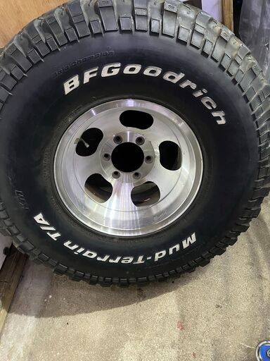 ランクル等・タイヤホイール 4本セット