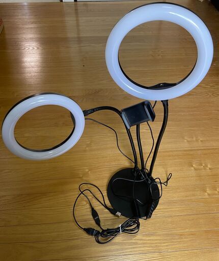 卓上LEDリングライト ダブル / 直径20cm 360°回転式 高輝度 3色モード付き 10段階調光 USB給電式