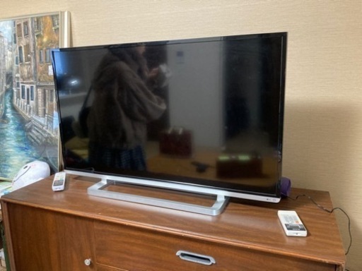 40インチ　TOSHIBA TV キレイに映ります！
