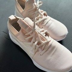 PUMAスニーカー　サイズ23.5