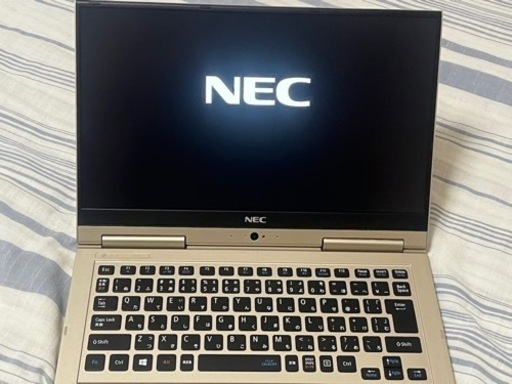 ジモティ特別価格　NECのタブレットにもなるノートパソコン