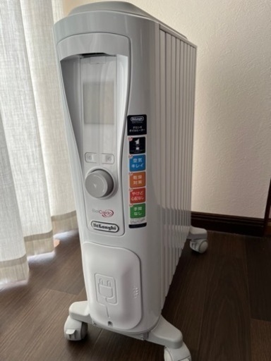 デロンギオイルヒーター 1,500W RHJ75V0915-GY DeLonghi 最上位モデル　リモコンなし