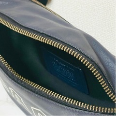お取引中 COACH コーチ ボディバッグ ウエストバッグの画像