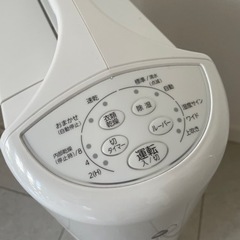 コロナ　除湿機の画像