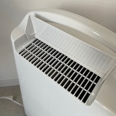 コロナ　除湿機の画像