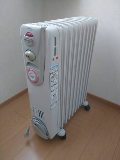 デロンギ　オイルヒーター　R031015ECF