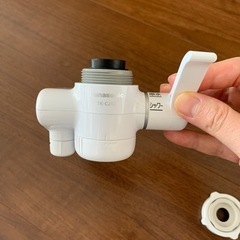 パナソニック TK-CJ12-W 蛇口直結型浄水器 ホワイトの画像