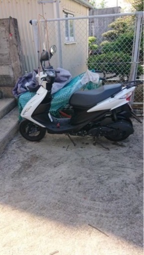バイク v125s