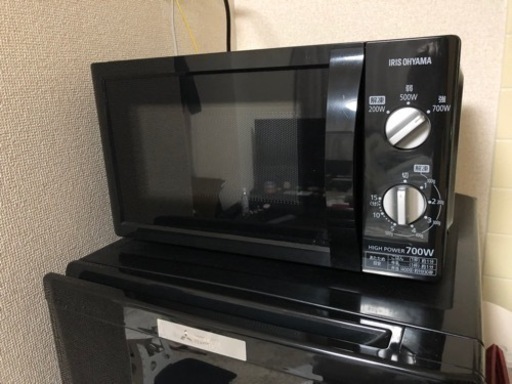 【美品】アイリスオーヤマ IRIS OHYAMA EMO-T617-5 電子レンジ 17L ターンテーブル 50Hz（東日本地域対応）