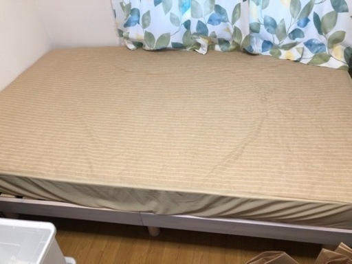 ニトリセミダブルベッド