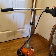 草刈機　エンジン式刈払機　未使用