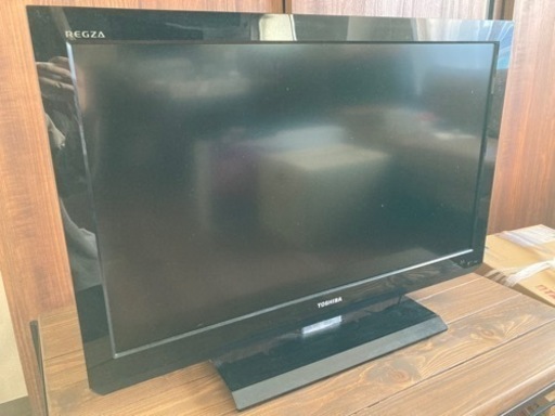 東芝　レグザ　液晶テレビ　32型