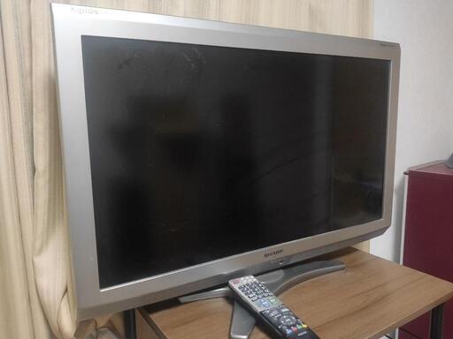 液晶カラーテレビ　SHARP　32型